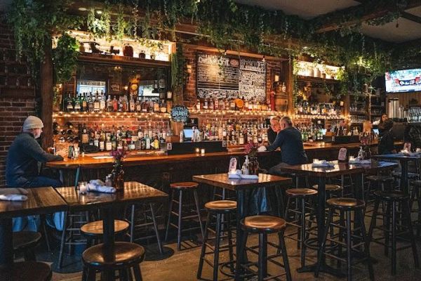 Alfie’s Kitchen & Craft Beer Bar